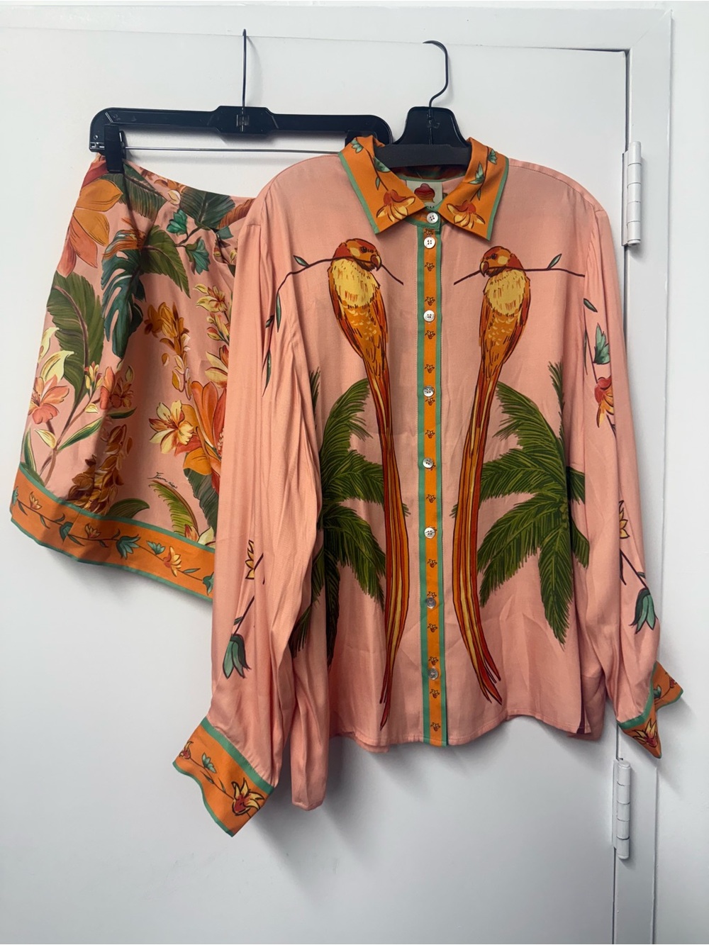 FARM Rio Birds Blouse + Mini Skirt Set in Canto Dos Passaros Print - Picture 3 of 10